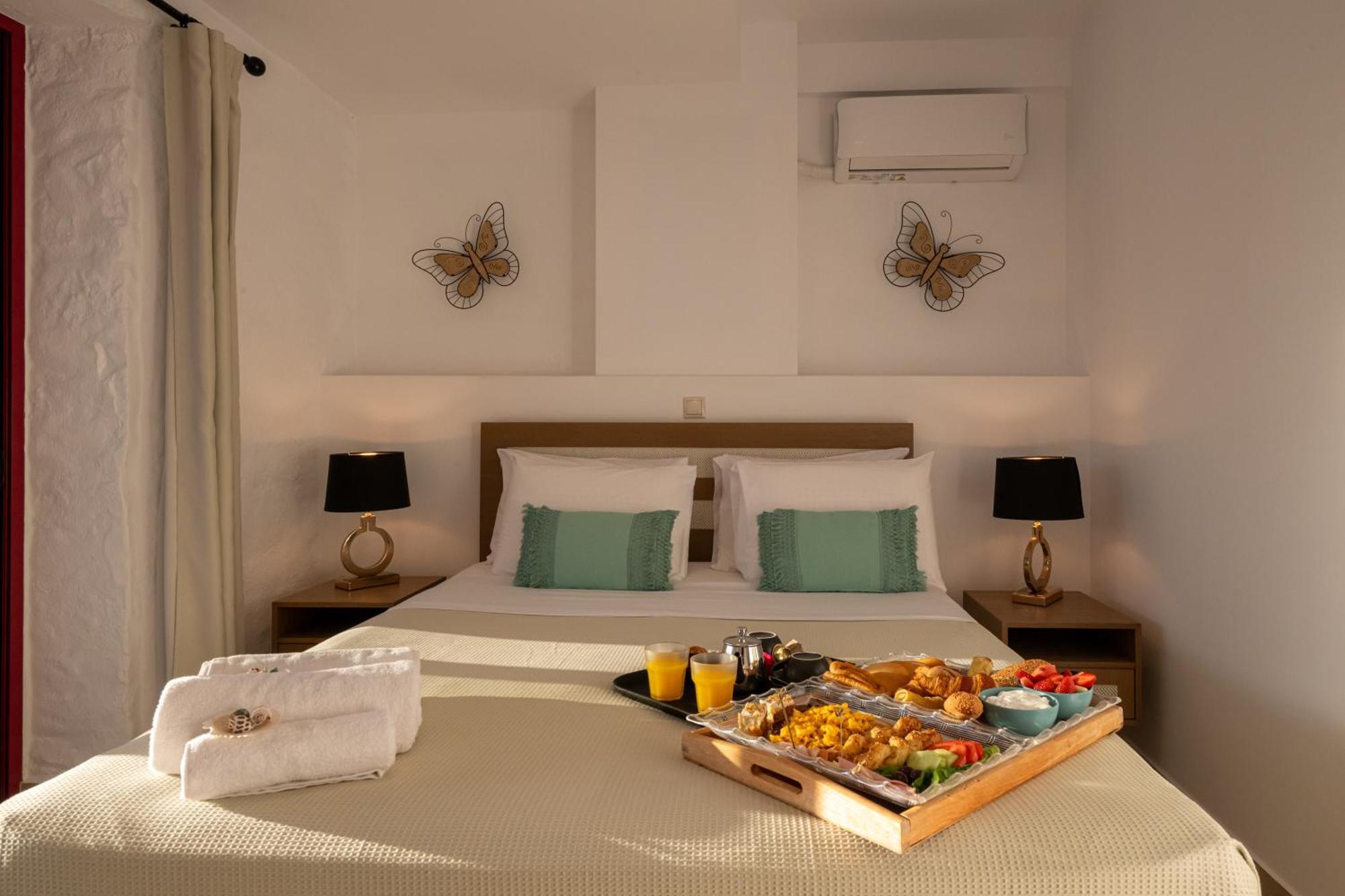 Abeloessa Methonian Hospitality Aparthotel Exterior foto